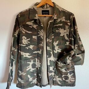 Sanctuary Camo Jacket Size Small